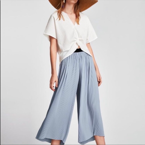 Zara Pants - ZARA Pleated Culottes Trousers Cropped Pants